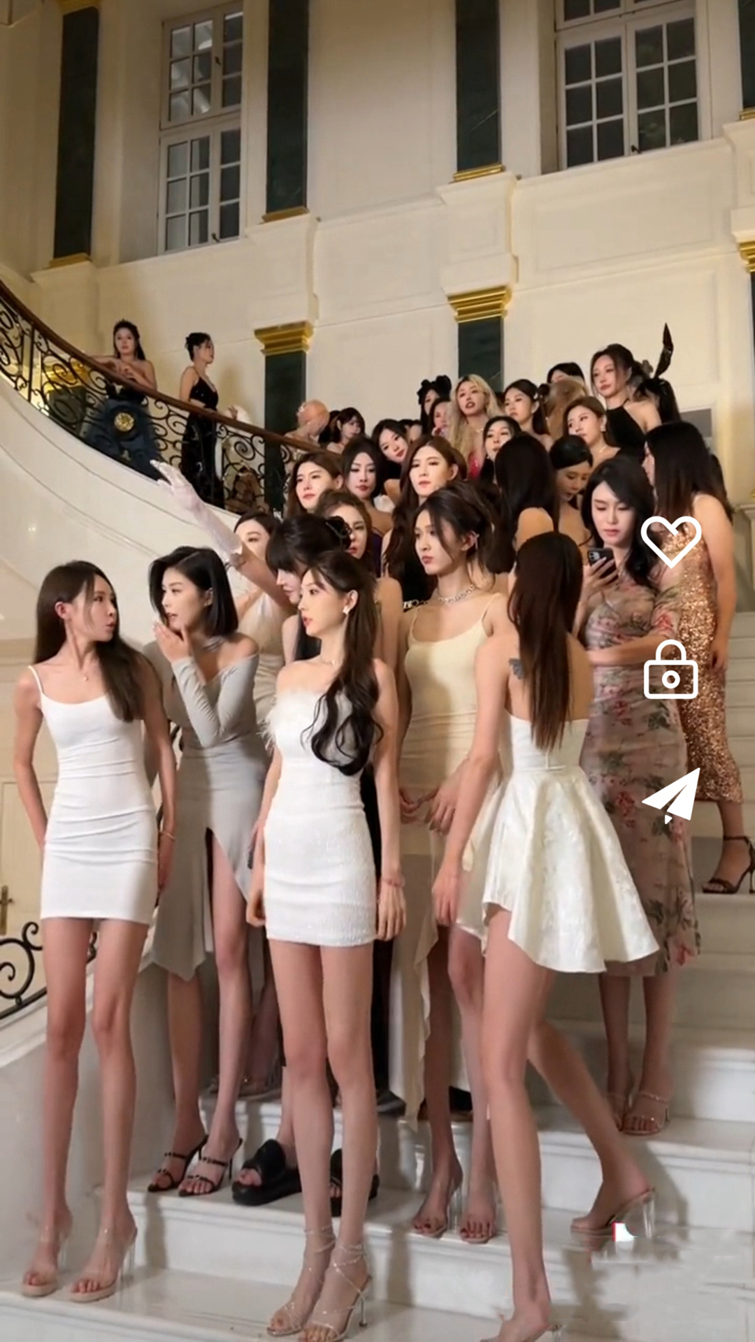 棉袜脚踩踏羞辱截图